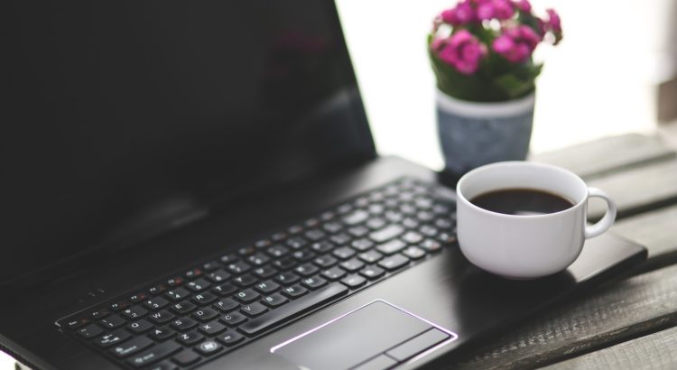 photo ordinateur et cafe